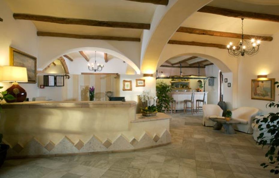 Arathena Hotel 4*